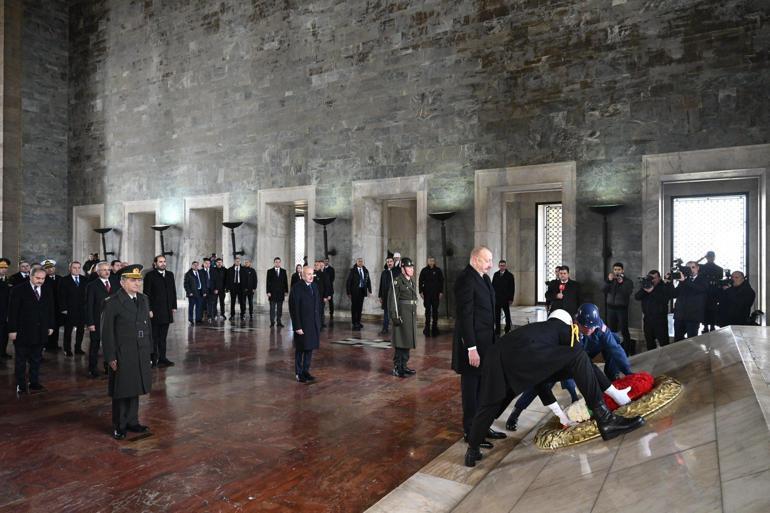 Azerbaycan Cumhurbaşkanı Aliyev, Anıtkabir'i ziyaret etti