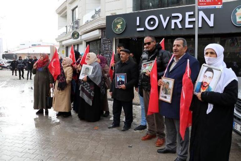 Evlat eylemindeki anneden oğluna çağrı: Bu acının tarifi yok, ne olur gel