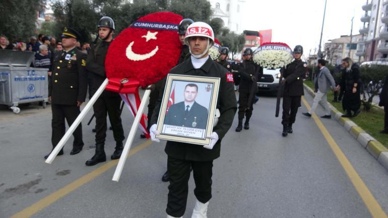 Türk Yıldızları'na ait uçağın düşmesi ile şehit olan Güven, son yolculuğuna uğurlandı