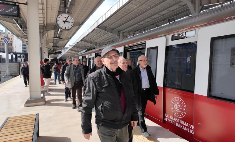 Bakan Uraloğlu: Sirkeci-Kazlıçeşme tren hattını, 1 haftada 80 bin 446 kişi kullandı