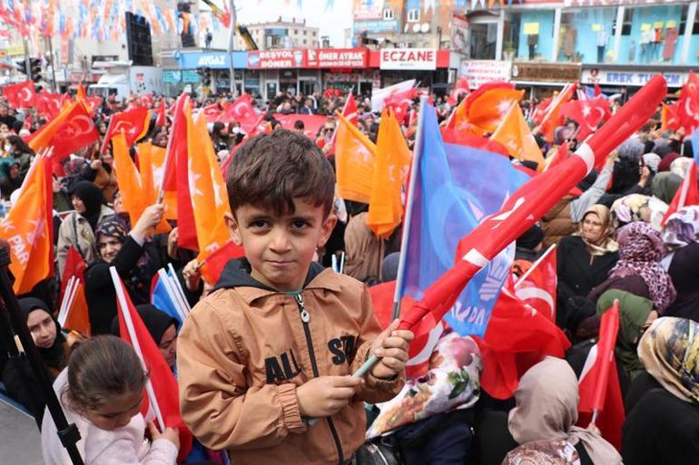 Cumhurbaşkanı Erdoğan: İşin içine deste deste paraların da girmesiyle oyun iyice kirlendi