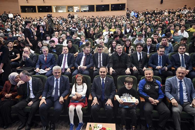 Bakan Kacır: Hibrit roket motoru teknolojisinde Türkiye, dünyada ilk 4 ülkeden biri