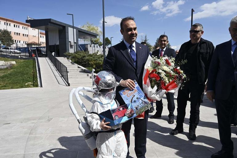 Bakan Kacır: Hibrit roket motoru teknolojisinde Türkiye, dünyada ilk 4 ülkeden biri