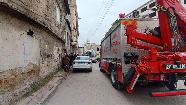 Servis minibüsünün altında kalarak öldü