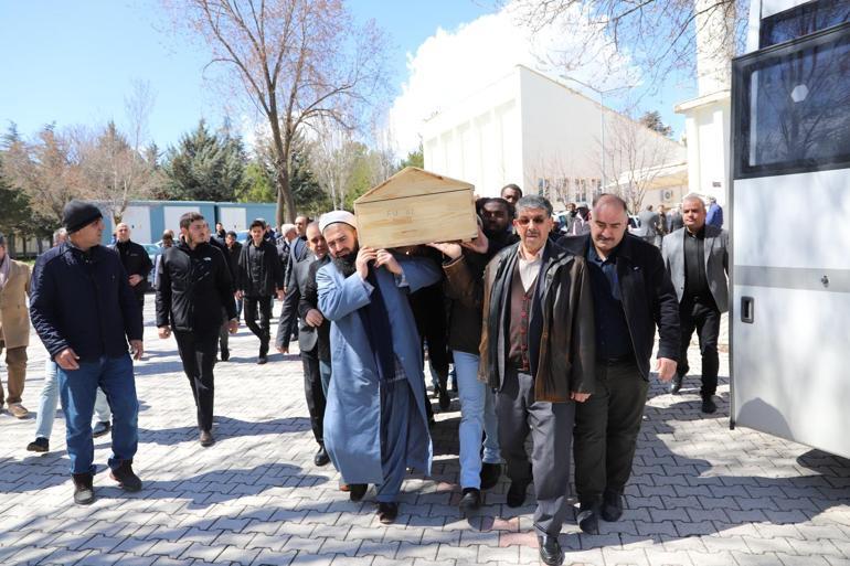 Nijeryalı öğrencinin cenazesi, Elazığ’da defnedildi