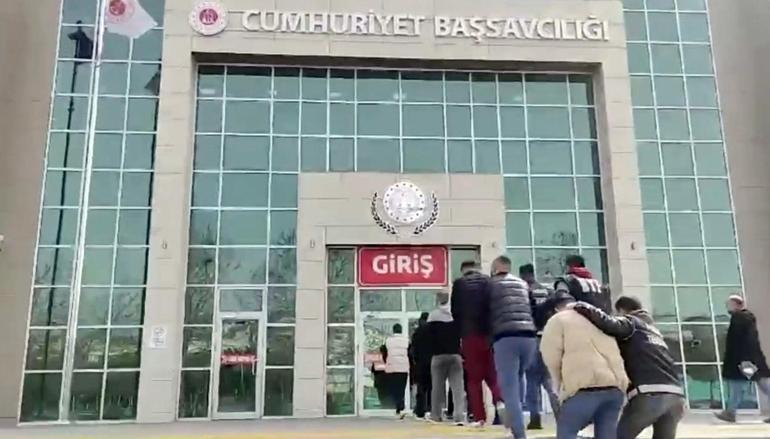 Çekiciye yüklenen otomobilde 15 bin 133 uyuşturucu hap ele geçirildi