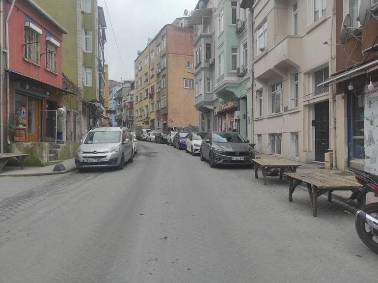 Beyoğlu'nda, yıllar önce kendisine mobbing uyguladığını iddia ettiği eski patronunu öldürdü