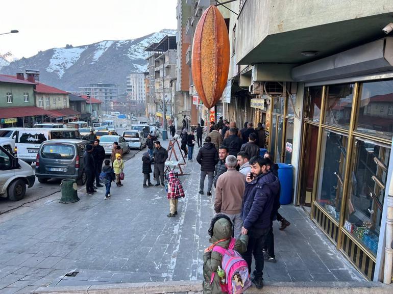 Türkiye'de ilk iftar Iğdır'dan sonra Şemdinli'de yapıldı