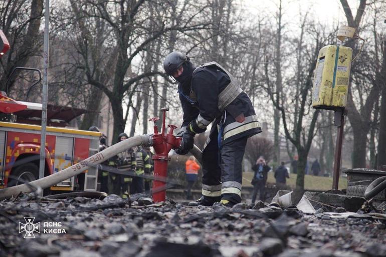 Rusya, Ukrayna’nın başkenti Kiev’i vurdu: 10 yaralı