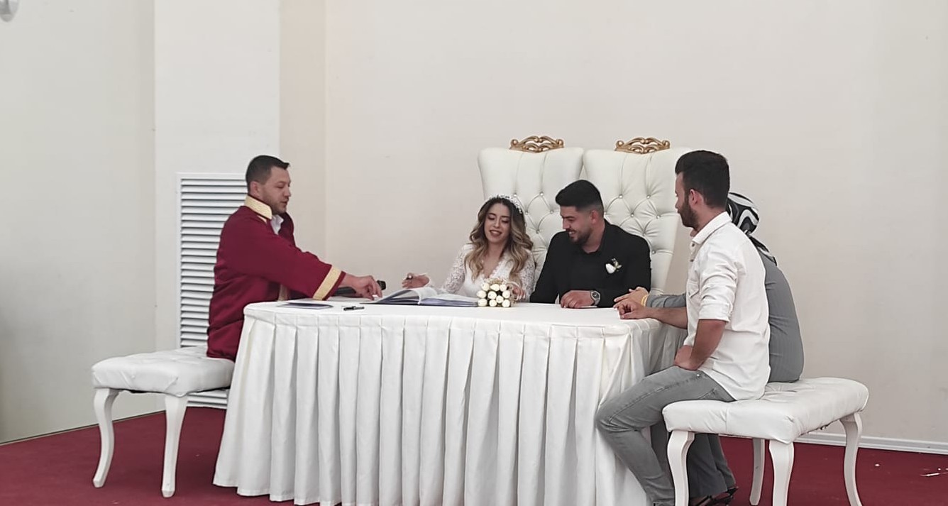 Özel bir gün bekleyen çiftler nikah için 24 Nisan 2024 tarihini seçtiler