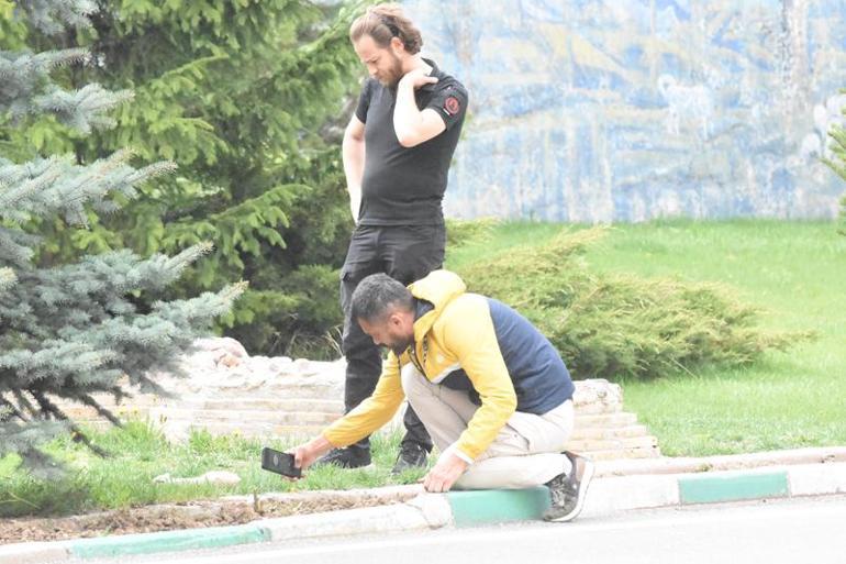 Kepçe operatörü kazı yaparken tanksavar roketi buldu