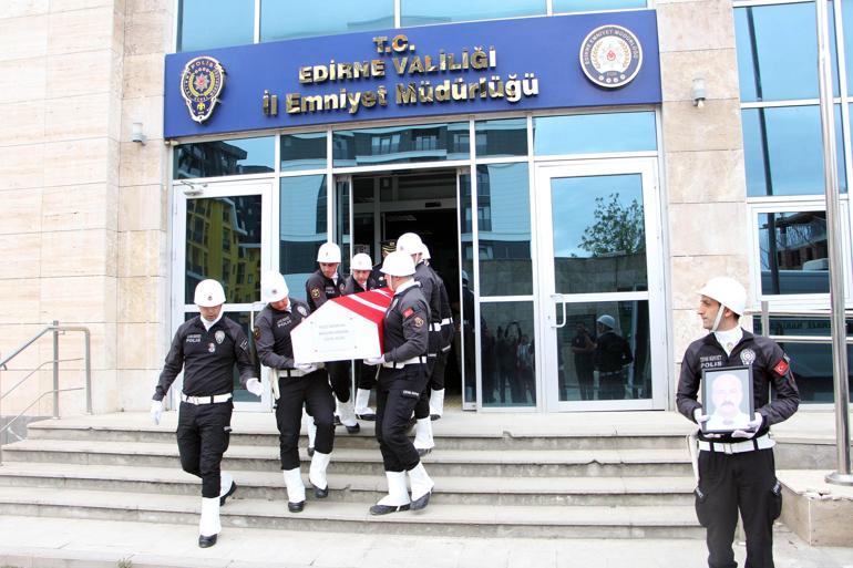 Edirne'de yaşamını yitiren polis memuru, törenle son yolculuğuna uğurlandı