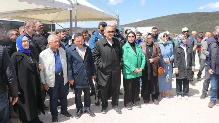 Bakan Özhaseki: Ağaçlarımızı yok ettik, ormanlarımızı kel hale getirdik; şimdi yeniden seferberlik başlatıyoruz