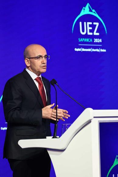 Bakan Şimşek, Uludağ Ekonomi Zirvesi'nde konuştu: En büyük önceliğimiz fiyat istikrarı