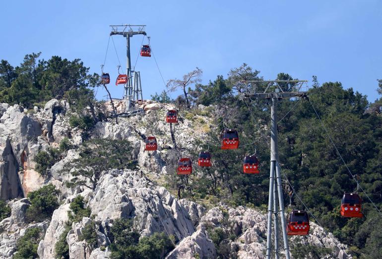 Teleferik kazasında kontrol odasında yaşananlar kamerada; durdurup 25 saniye sonra yeniden çalıştırdı