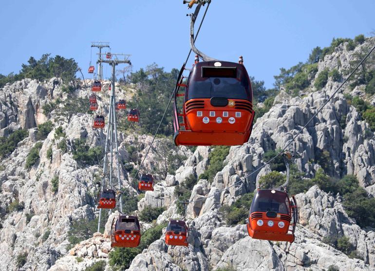 Teleferik kazasında kontrol odasında yaşananlar kamerada; durdurup 25 saniye sonra yeniden çalıştırdı