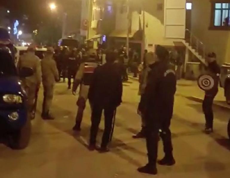 Erzurum'un 2 ilçesinde 'seçim' olayları; 1'i polis 4 yaralı