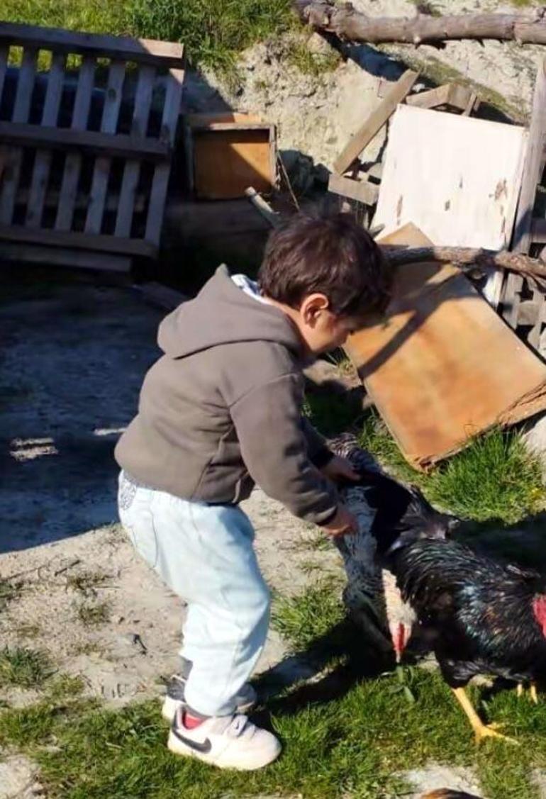 Yangında ölen 2 yaşındaki Mehmet, son yolculuğuna uğurlandı