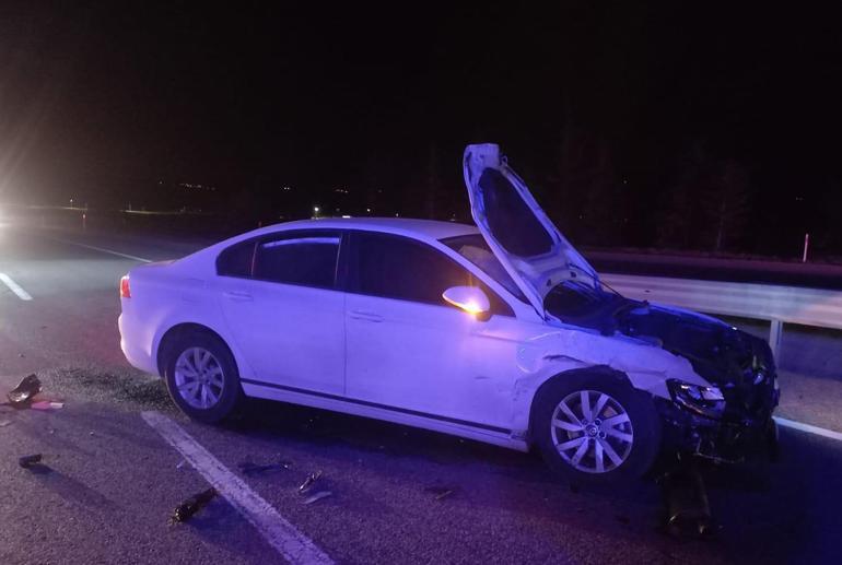 Otomobiline çarptığı sürücü öldü, aracını kaza yerinde bırakıp kaçtı