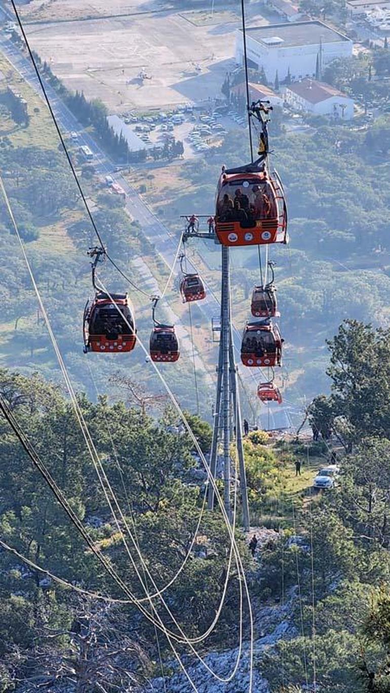 Teleferik kazasında kabinlerde mahsur kalanlardan 128'i kurtarıldı