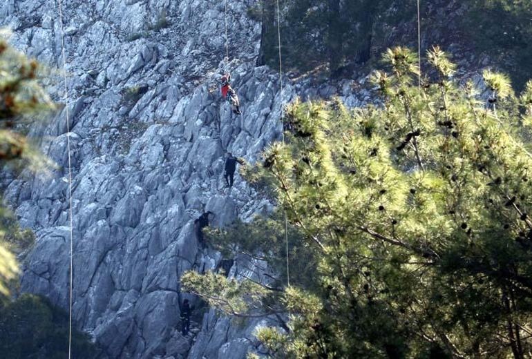 Teleferik kazasında kabinlerde mahsur kalanlardan 128'i kurtarıldı