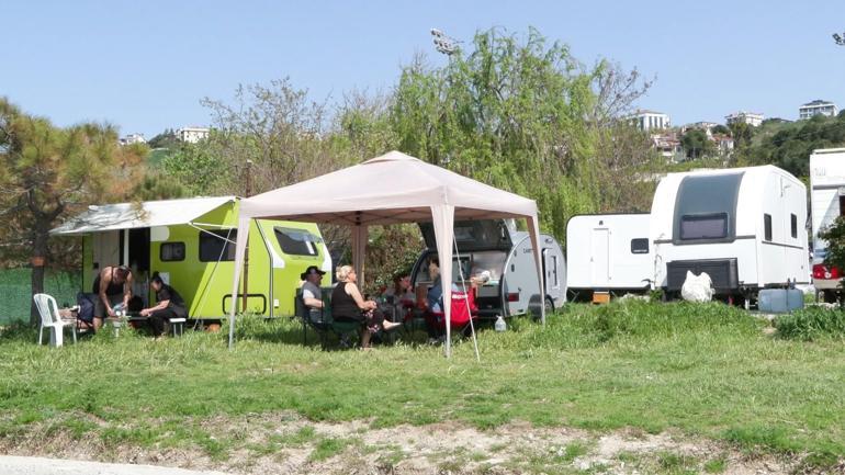 Bayramda İstanbullu karavan severlerin tercihi Gürpınar Sahili oldu