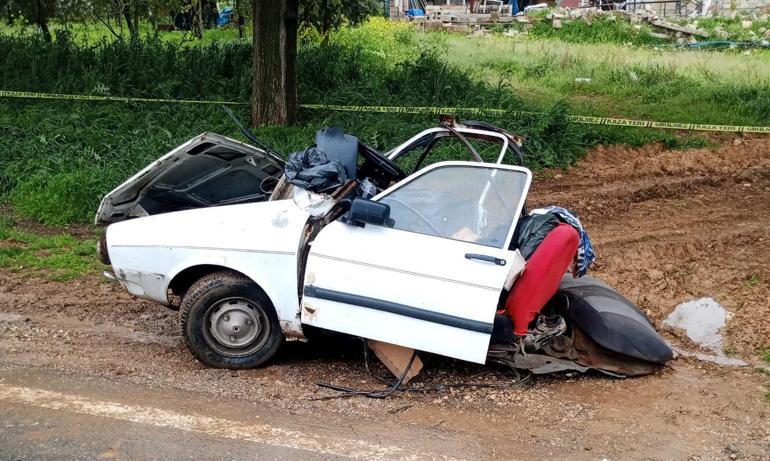 Gaziantep'te kamyonet ile otomobil çarpıştı: 2 ölü, 5 yaralı