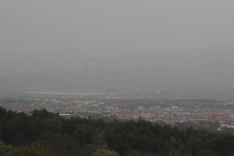 Bolu’da gökyüzünü toz bulutu kapladı