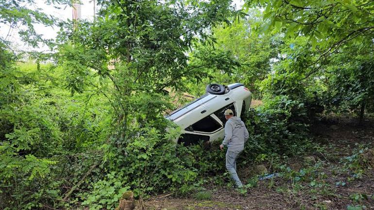 Bahçeye uçan otomobildeki 2 kişi yaralandı, kazaya bakanlar da zincirleme kaza yaptı