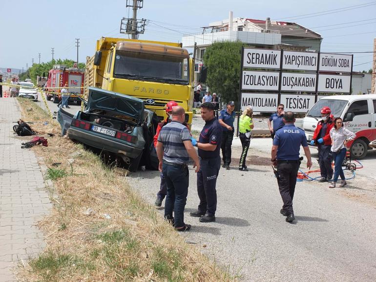 Yola çıkan köpek nedeniyle 3 kişinin öldüğü kazada Fatma Sıla da yaşamını yitirdi