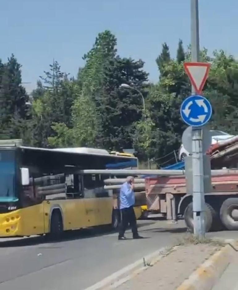 Ataşehir'de otobüsün camından direk girdi; yolcular ölümden döndü
