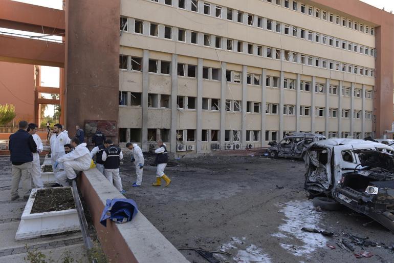 Adana Valiliği’ne bombalı araçla terör saldırısında 5 sanığın cezaları onandı