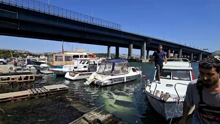 Eyüpsultan'da park etmeye çalışırken otomobil denize düştü; sürücü son anda kurtuldu