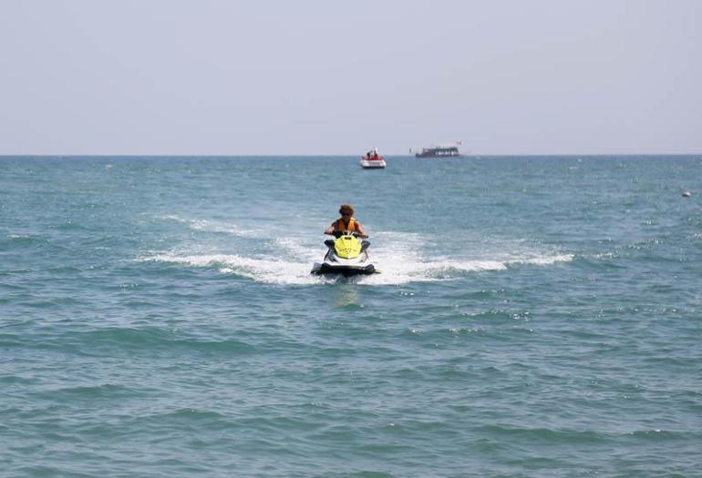 Jet ski'de ehliyet aranmıyor, can yeleksiz ve yüzme bilmeyenlere yasak