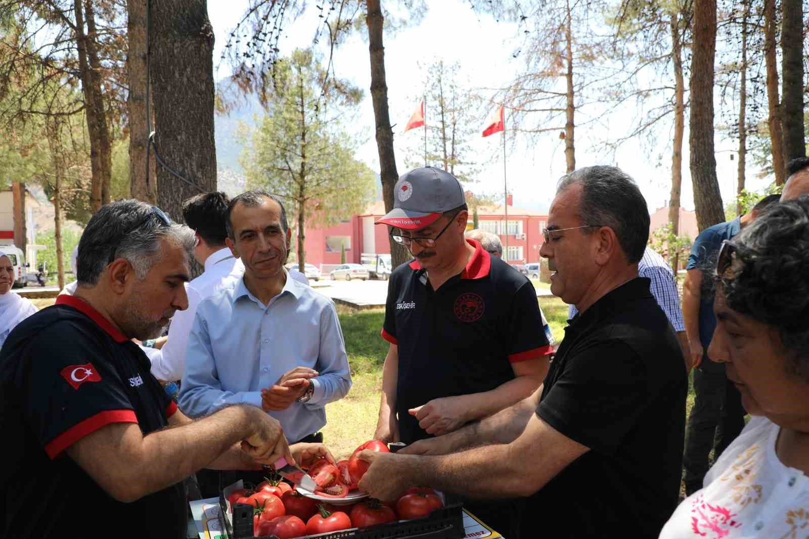 Eskişehir’de iyi tarım uygulamaları sertifikası dağıtım töreni düzenlendi