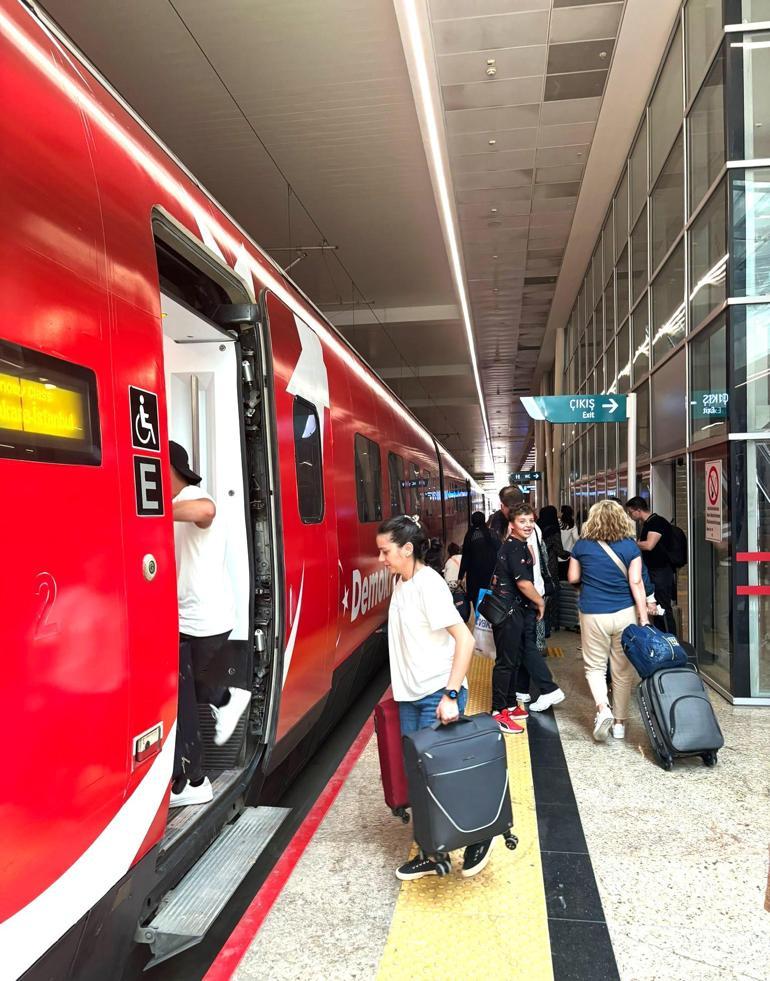 15 Temmuz Demokrasi ve Milli Birlik Treni, ilk seferine çıktı