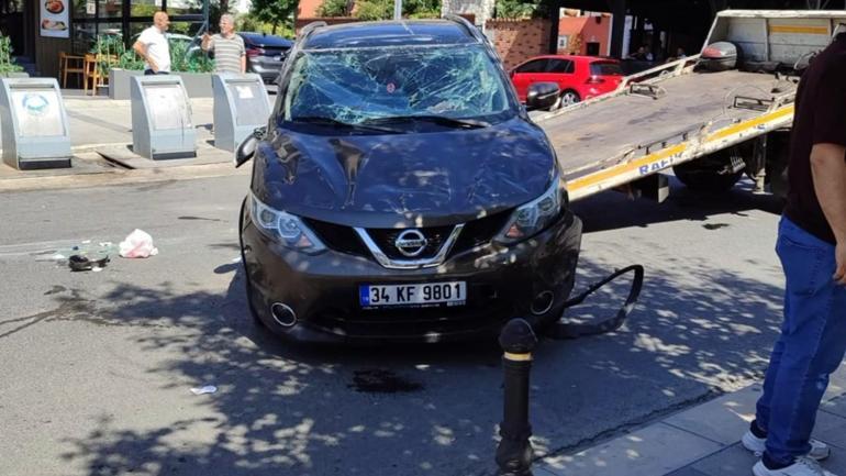 Avcılar'da bir aracın takla attığı kaza kamerada