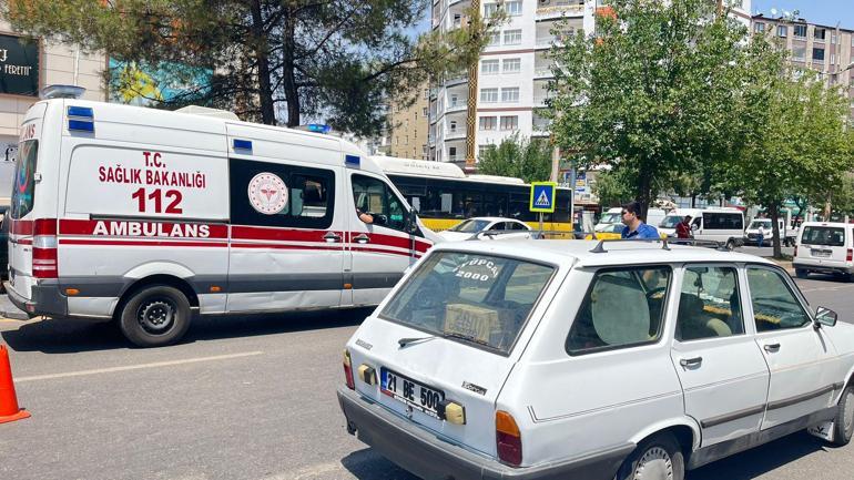 Minibüs şoförü, trafikte karşılaştığı husumetlisini tabancayla vurdu; o anlar kamerada