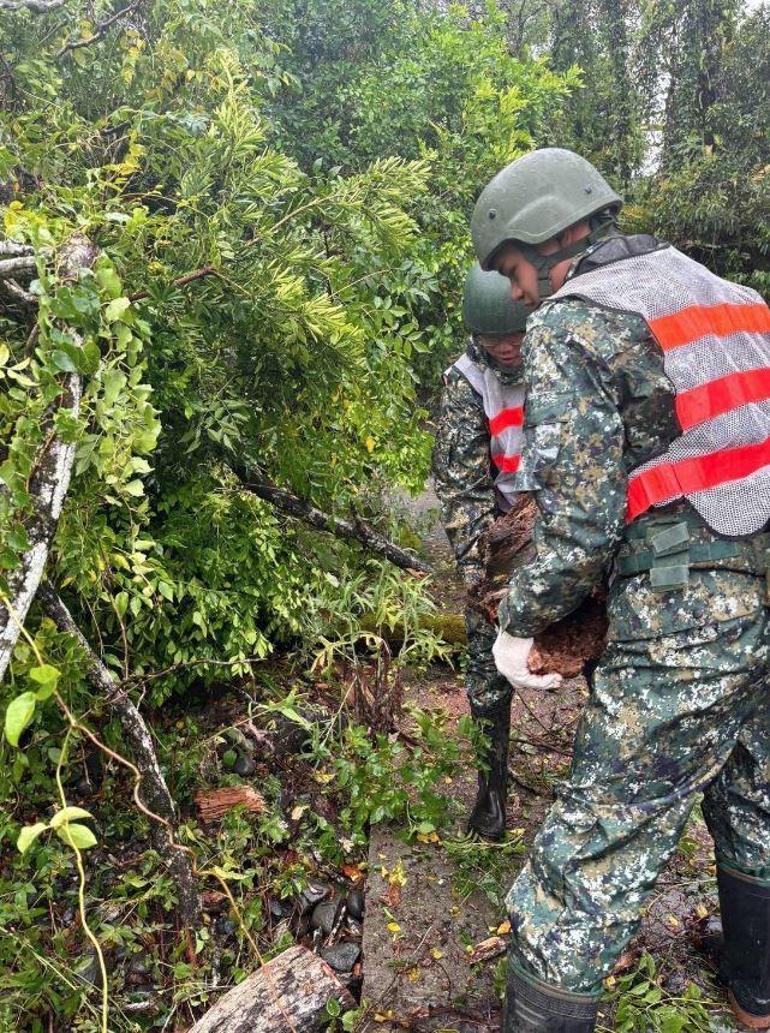 Tayvan’ı Gaemi Tayfunu vurdu: Ordu harekete geçti