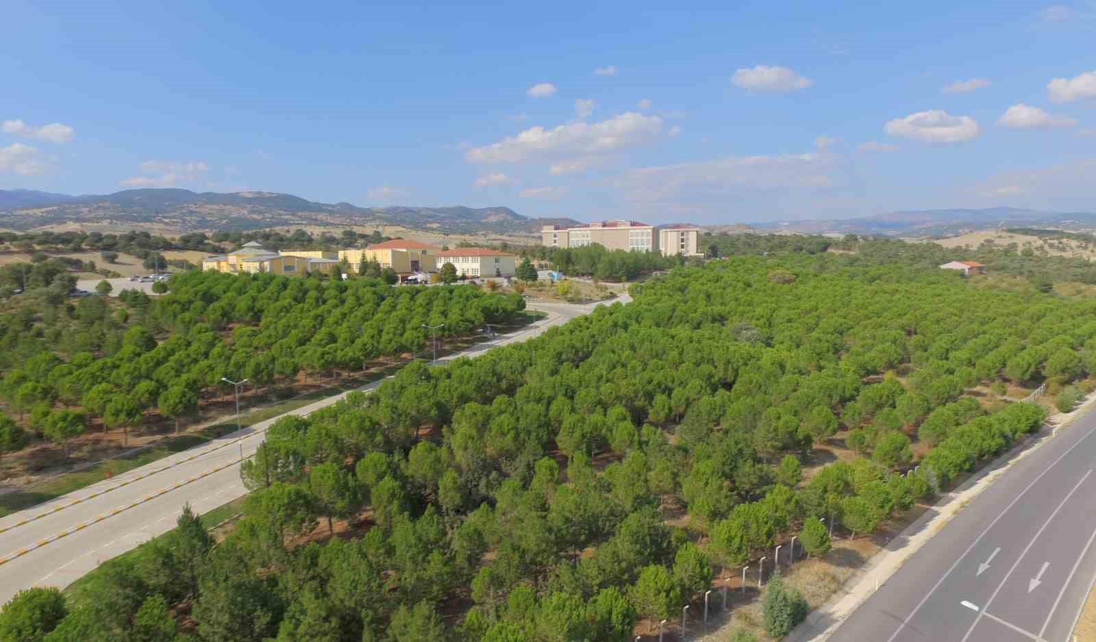 Gediz MYO’da Moda Tasarım bölümü yeniden açılıyor