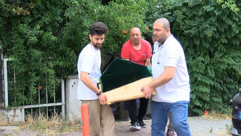 Eski Bakanın kardeşi emekli hakim evinde ölü bulundu