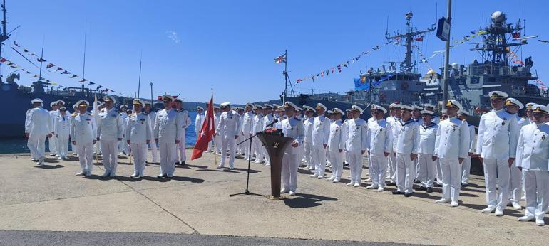 Türkiye, Bulgaristan ve Romanya mayın imha gemileri İstanbul Boğazı'nda