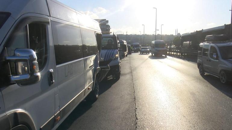 Küçükçekmece'de yol tartışması zincirleme kazayı getirdi: 13 yaralı