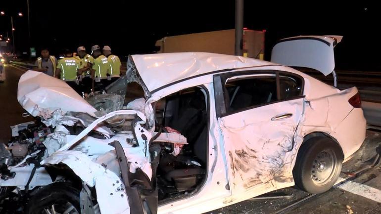 Beşiktaş TEM Otoyolu'nda zincirleme trafik kazası; 1'i ağır 3 yaralı