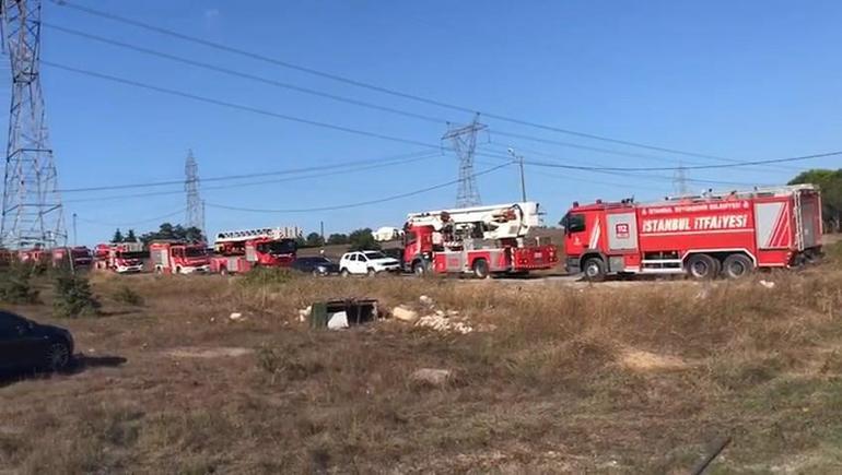 Tuzla'da şantiye alanında göçük: 2 işçi göçük altında