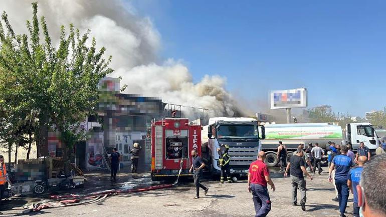 Diyarbakır’da otomobil yedek parça dükkanında yangın