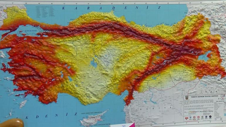 Prof. Dr. Şükrü Ersoy: Marmara'da bir deprem bekliyorsak, tsunamiyi de birlikte anmak gerek