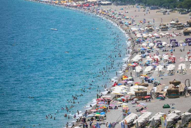 Antalya'da 10 milyon turist rekoru