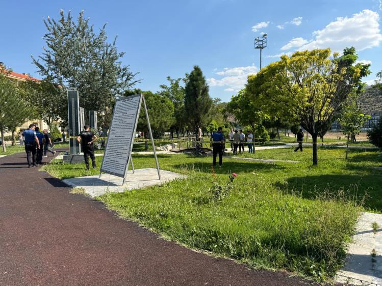 Afyonkarahisar’da kadın cesedi bulundu