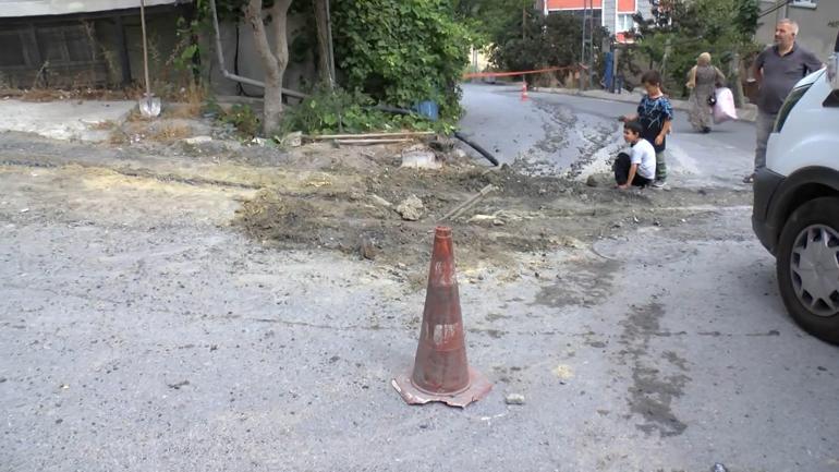 Başakşehir'de işçiler doğalgaz borusu patlattı; 3 kişi hastaneye kaldırıldı